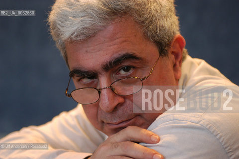 Lebanese writer Elias Khoury. Paris, March 28, 2004 - ©Ulf Andersen/Rosebud2