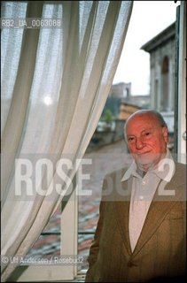 Italian writer Rafaele La Capria, at home in Rome, February 1, 2001 - ©Ulf Andersen/Rosebud2