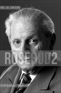 Emmanuel Levinas, author, at home in Paris. ©Ulf Andersen/Rosebud2