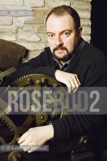 Italian writer Carlo Lucarelli. Bologna, January 19, 2002 - ©Ulf Andersen/Rosebud2