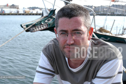 Spanish writer Jose Angel Manas. Saint Malo, June 8, 2003 - ©Ulf Andersen/Rosebud2