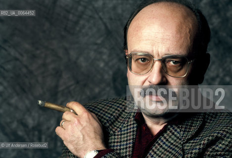 Spanish writer Manuel Vasquez Montalban (1939-2003). Paris, April 24, 1988 - ©Ulf Andersen/Rosebud2