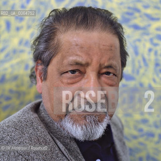 English writer Vidiadhar Surajprasad Naipaul. Paris, October 1, 2002 - ©Ulf Andersen/Rosebud2