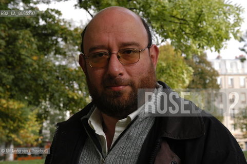 Mexican writer Eduardo Antonio Parra. Paris, October 17, 2004 - ©Ulf Andersen/Rosebud2