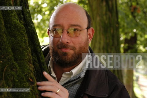 Mexican writer Eduardo Antonio Parra. Paris, October 17, 2004 - ©Ulf Andersen/Rosebud2