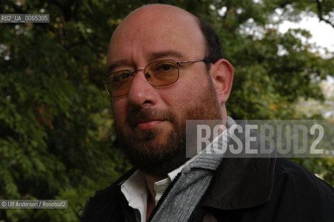 Mexican writer Eduardo Antonio Parra. Paris, October 17, 2004 - ©Ulf Andersen/Rosebud2