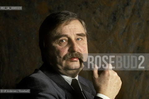 Serbian writer Milorad Pavic. Paris, March 10, 1990 - ©Ulf Andersen/Rosebud2