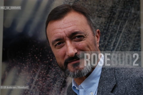 Spanish writer Arturo Perez-Reverte. Paris, May 13, 2003 - ©Ulf Andersen/Rosebud2