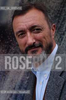 Spanish writer Arturo Perez-Reverte. Paris, May 13, 2003 - ©Ulf Andersen/Rosebud2