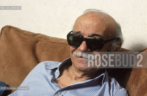 Argentinian writer Ernesto Sabato, presenting his paintings. Paris, May 16, 1992 - ©Ulf Andersen/Rosebud2