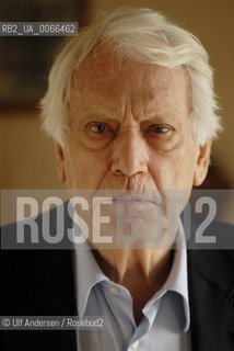 Spanish writer Jorge Semprun, at home. Paris, October 3, 2007 - ©Ulf Andersen/Rosebud2