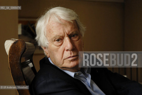 Spanish writer Jorge Semprun, at home. Paris, October 3, 2007 - ©Ulf Andersen/Rosebud2