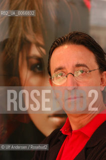 Spanish writer Jose Carlos Somoza. Paris, September 3, 2003  - ©Ulf Andersen/Rosebud2