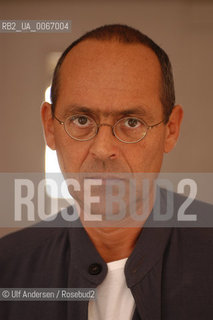 French philosopher Bernard Stiegler at home. Paris, August 28, 2005  - ©Ulf Andersen/Rosebud2