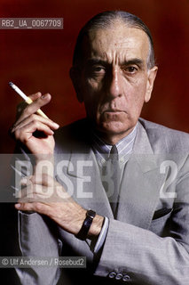 Chilean writer Armando Uribe. Paris, April 6,1992 - ©Ulf Andersen/Rosebud2