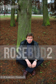 Dutch writer H.M. Van den Brink. Amsterdam, December 17, 2002 - ©Ulf Andersen/Rosebud2