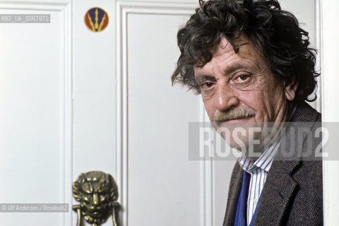 American writer Kurt Vonnegut, at home. New York, January 24, 1988 - ©Ulf Andersen/Rosebud2