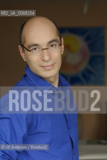 French writer Bernard Werber  at home. Paris, August 23, 2008 - ©Ulf Andersen/Rosebud2