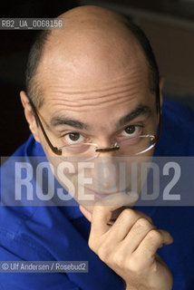 French writer Bernard Werber  at home. Paris, August 23, 2008 - ©Ulf Andersen/Rosebud2