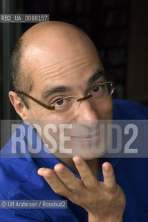 French writer Bernard Werber  at home. Paris, August 23, 2008 - ©Ulf Andersen/Rosebud2