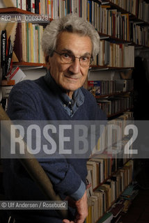 Italian philosopher Toni Negri, at home in Paris. Paris, June 21, 2011 - ©Ulf Andersen/Rosebud2