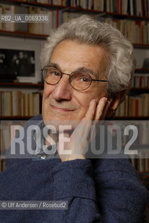 Italian philosopher Toni Negri, at home in Paris. Paris, June 21, 2011 - ©Ulf Andersen/Rosebud2