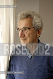 Italian philosopher Toni Negri, at home in Paris. Paris, June 21, 2011 - ©Ulf Andersen/Rosebud2