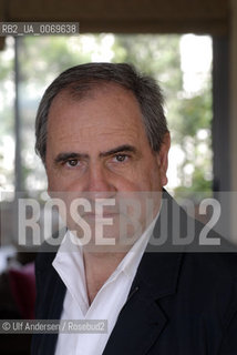 French historian Pierre Rosanvallon at home. Paris, September 7, 2011 - ©Ulf Andersen/Rosebud2