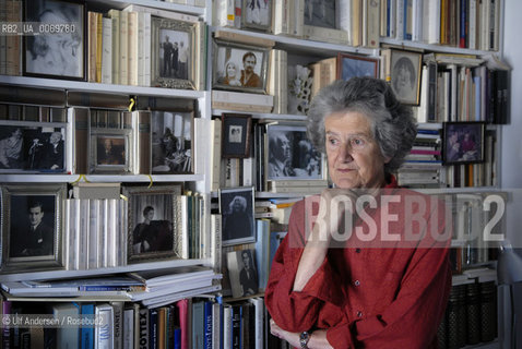 French and Argentinian writer Sylvia Baron Supervielle. Paris, October 1, 2011 - ©Ulf Andersen/Rosebud2