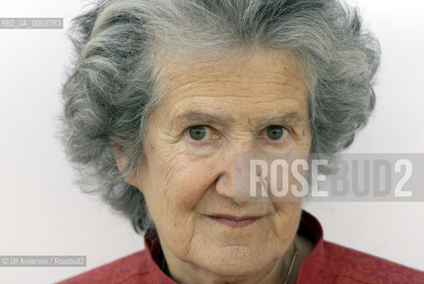 French and Argentinian writer Sylvia Baron Supervielle. Paris, October 1, 2011 - ©Ulf Andersen/Rosebud2