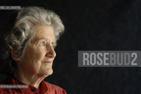 French and Argentinian writer Sylvia Baron Supervielle. Paris, October 1, 2011 - ©Ulf Andersen/Rosebud2