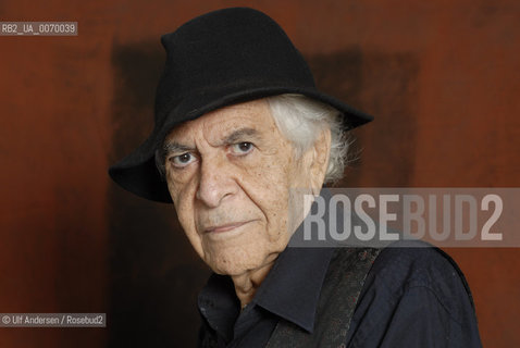 French-Cuban writer Eduardo Manet. Paris, October 24, 2011 - ©Ulf Andersen/Rosebud2