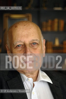 Argentinian writer and film director Edgardo Cozarinsky. Paris, November 4, 2011 - ©Ulf Andersen/Rosebud2