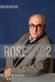 Palestinian diplomat and writer Elias Sanbar. Paris, april 12, 2012 - ©Ulf Andersen/Rosebud2