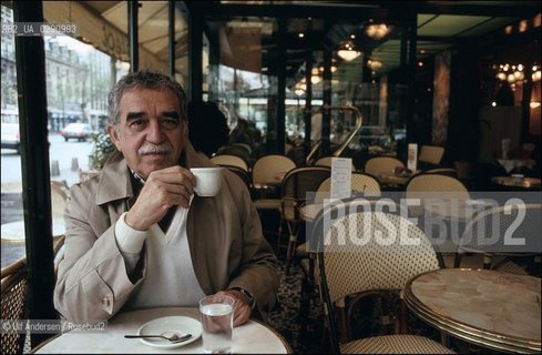 Received Nobel prize in literature in 1982...In a cafe in Paris. ©Ulf Andersen/Rosebud2
